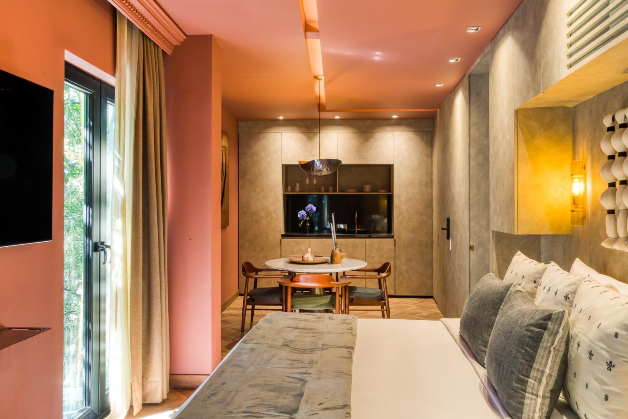 Suite with Balcony